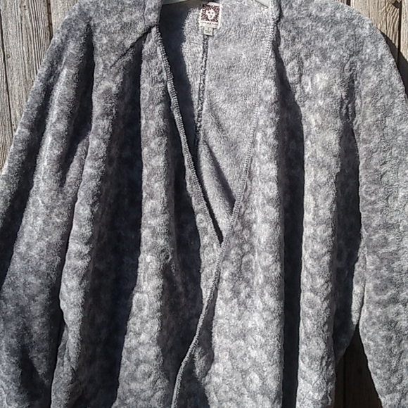 RICH Anne KLEIN Oversized SMALL fits Large FLEECE DRAPE Open front cardigan Gray - Picture 3 of 8